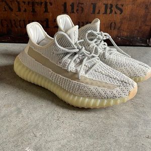 Adidas Yeezy Boost 350 | Lundmark